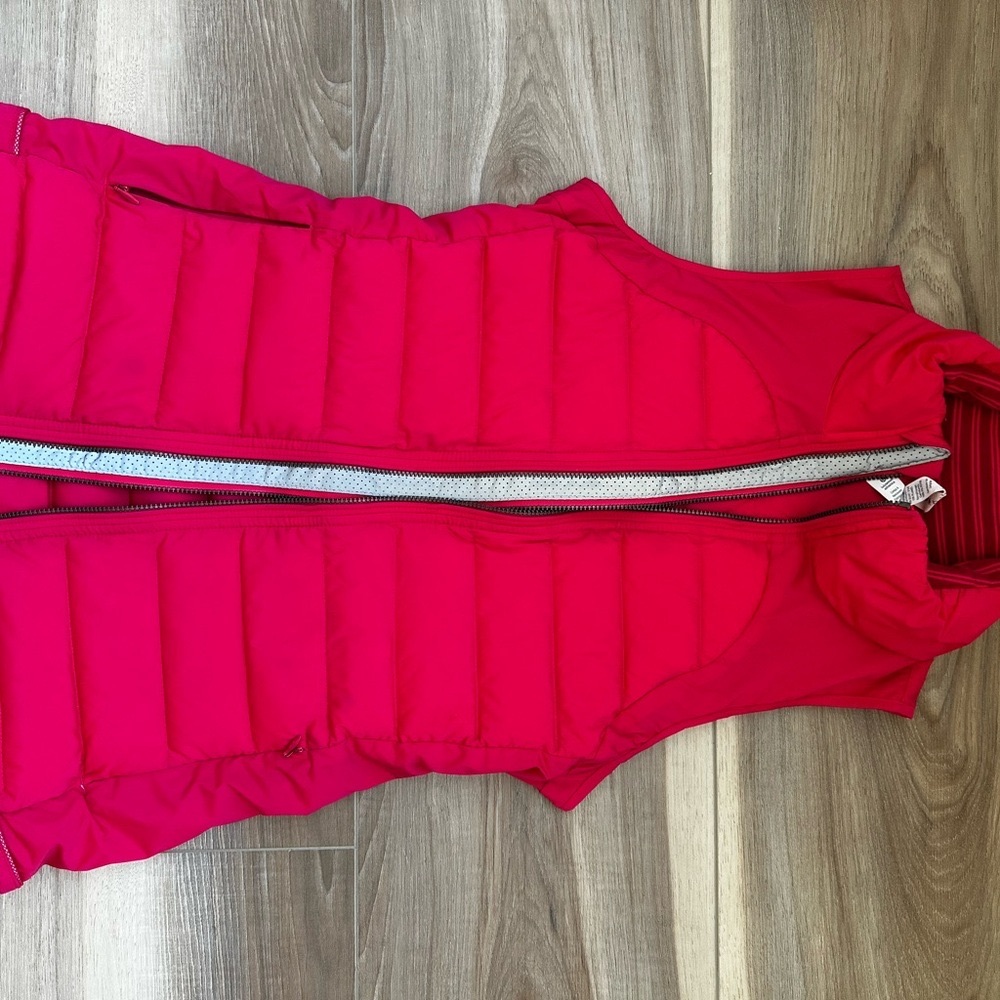 Lululemon Athletica Fuchsia Puffer Vest